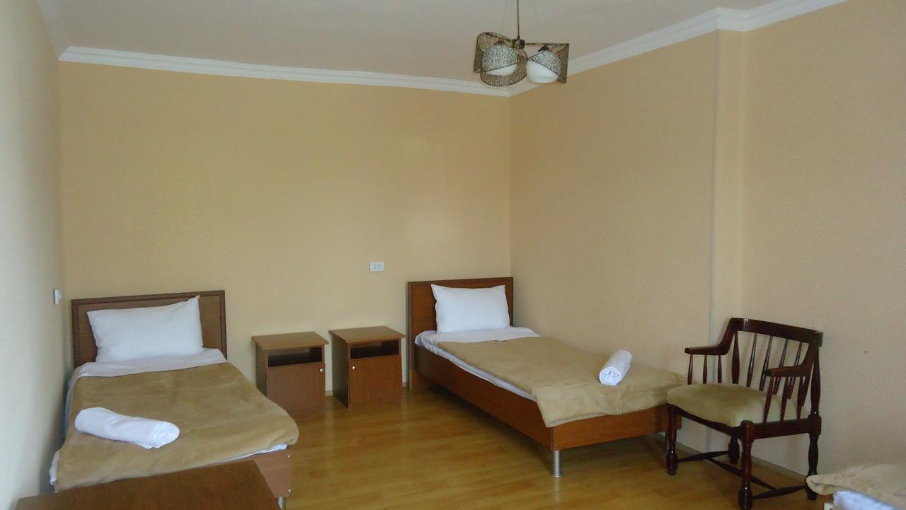 Hotel Georgia Gori Kültér fotó