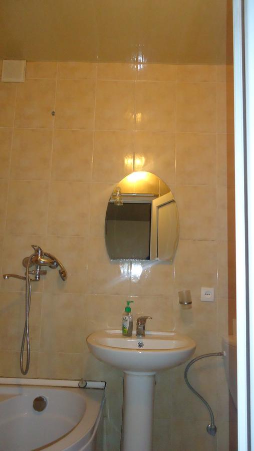 Hotel Georgia Gori Kültér fotó